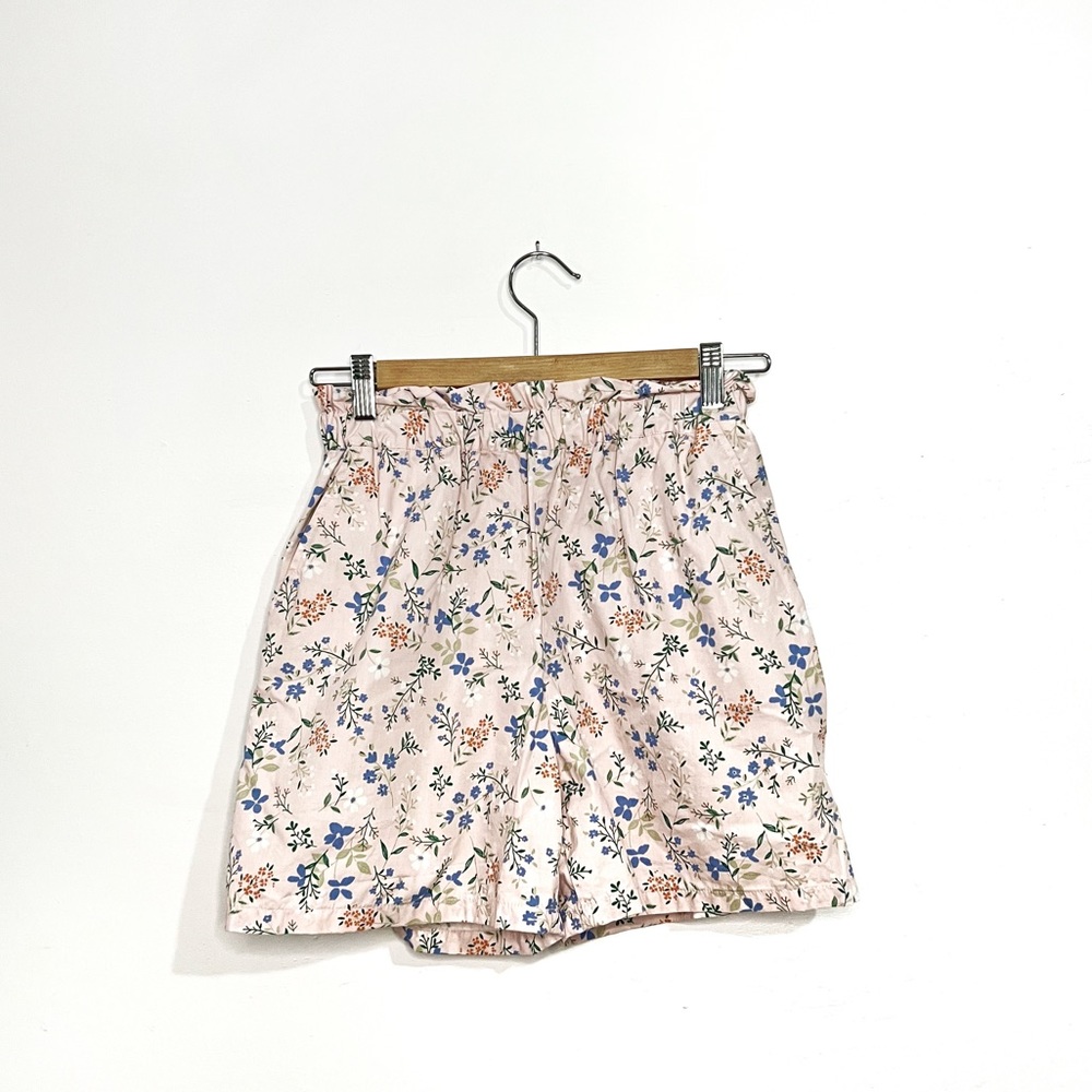 Uniqlo | Floral Shorts